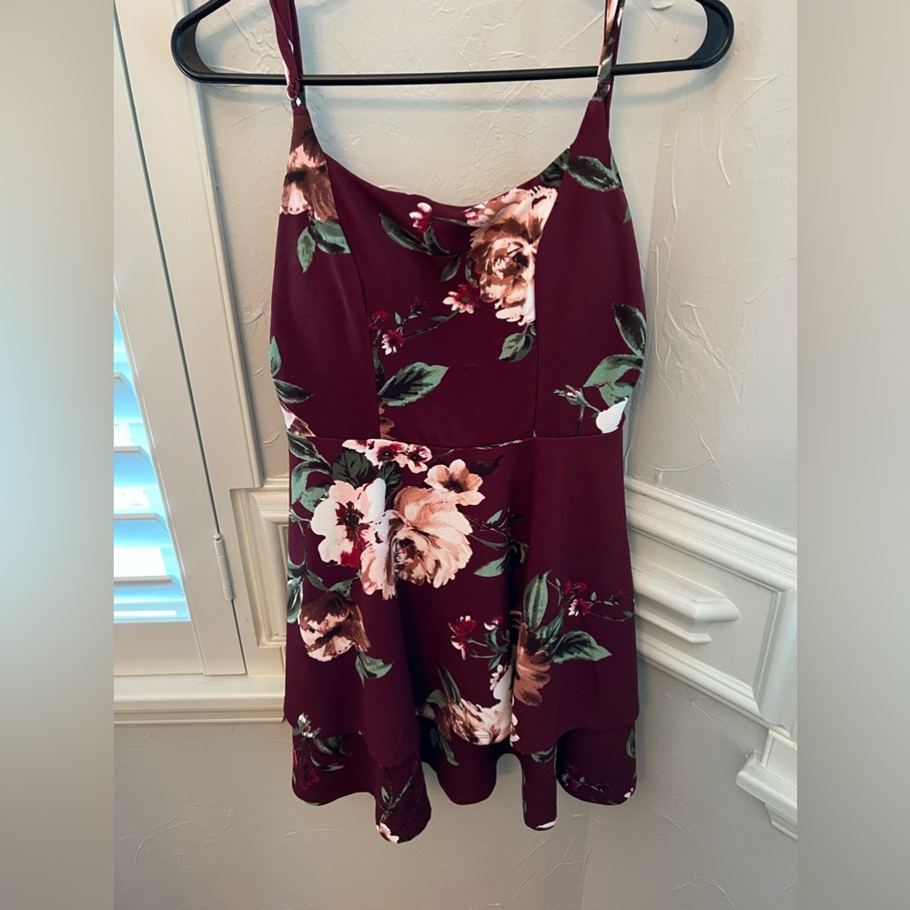 Women’s flower print dress